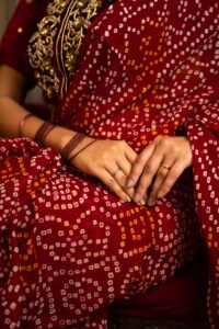 Maroon hand bandhani pure georgette saree - Image 2