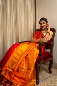 Red Kanjeevaram pure silk saree with gold border and pallu - Image 4
